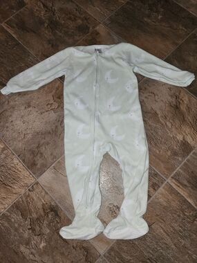 Gerber Just Born 3T Green Footed Fleece Pajamas with Moon Print